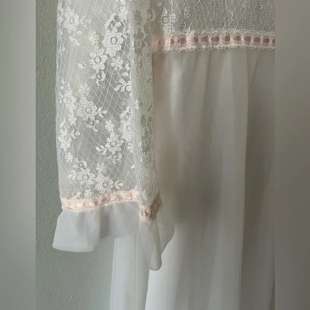 Vintage Radcliffe Peingnor Robe and Nightgown Set White Lace Medium 50โs EVC - Picture 7 of 14